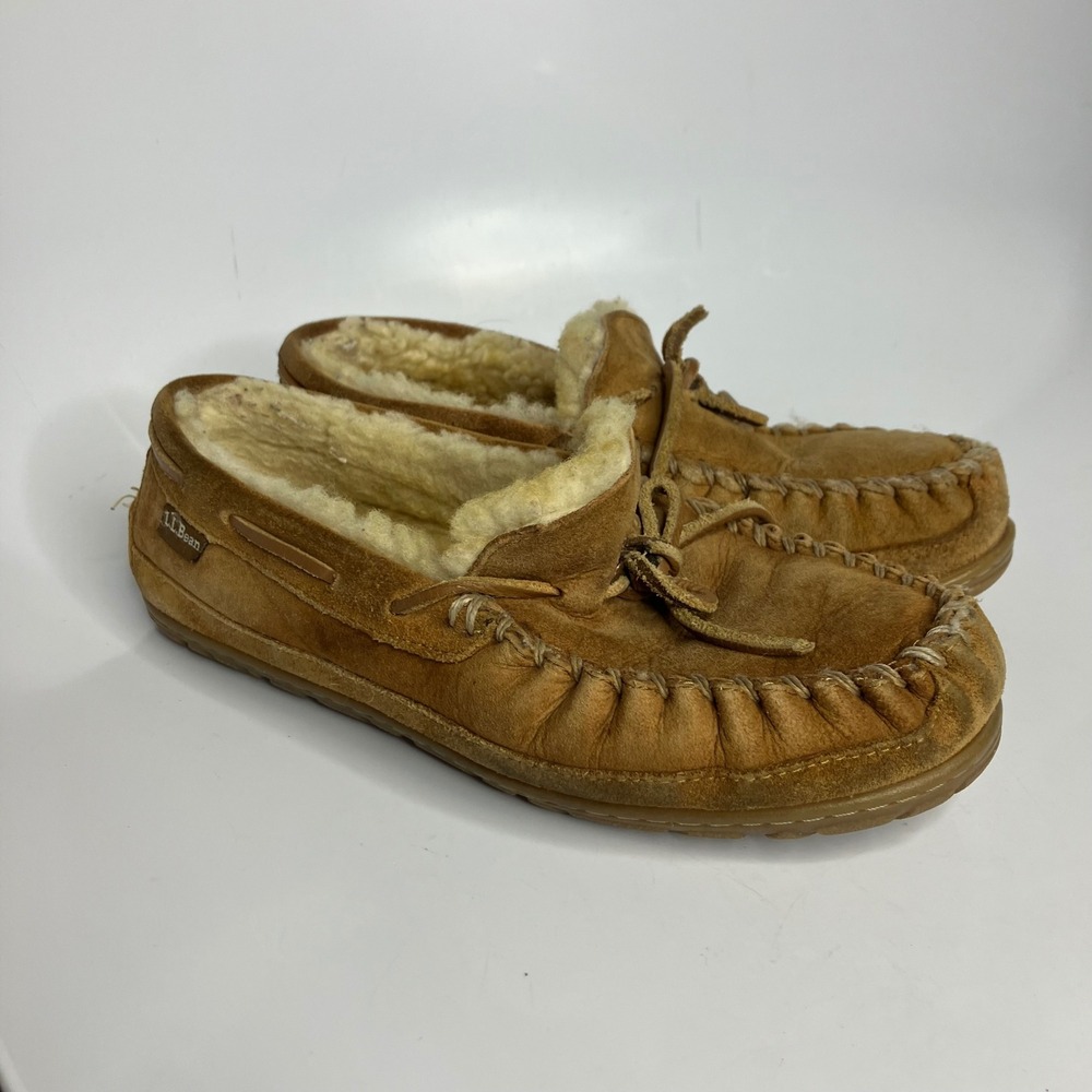 L.L. Bean shearling lined suede slippers women's size 8 house shoes winter